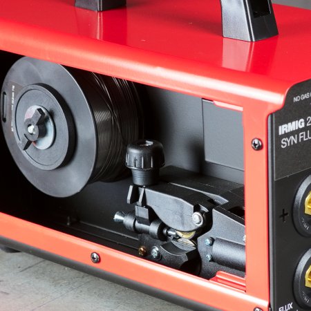 Полуавтомат сварочный FUBAG IRMIG 220 SYN FLUX в Биробиджане фото