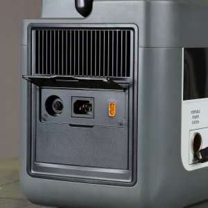 Портативная электростанция FUBAG AS 2400i (аккумулятор LiFePO4) в Биробиджане фото